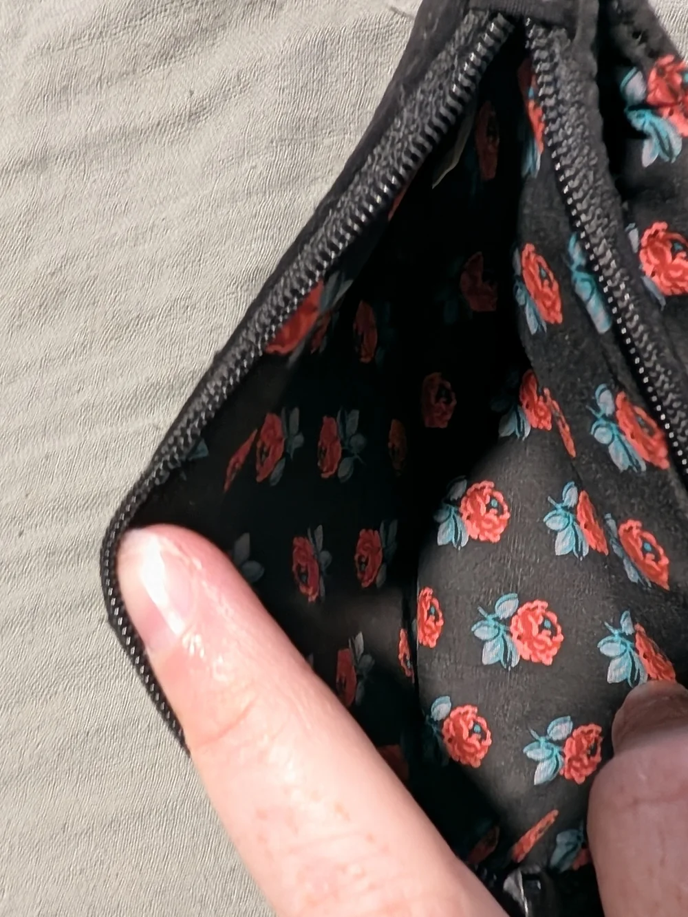 Vera Bradley slim Wallet Rose Coquette Minimalist